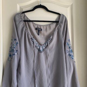 buffalo David Bitton light grey polyester blouse.